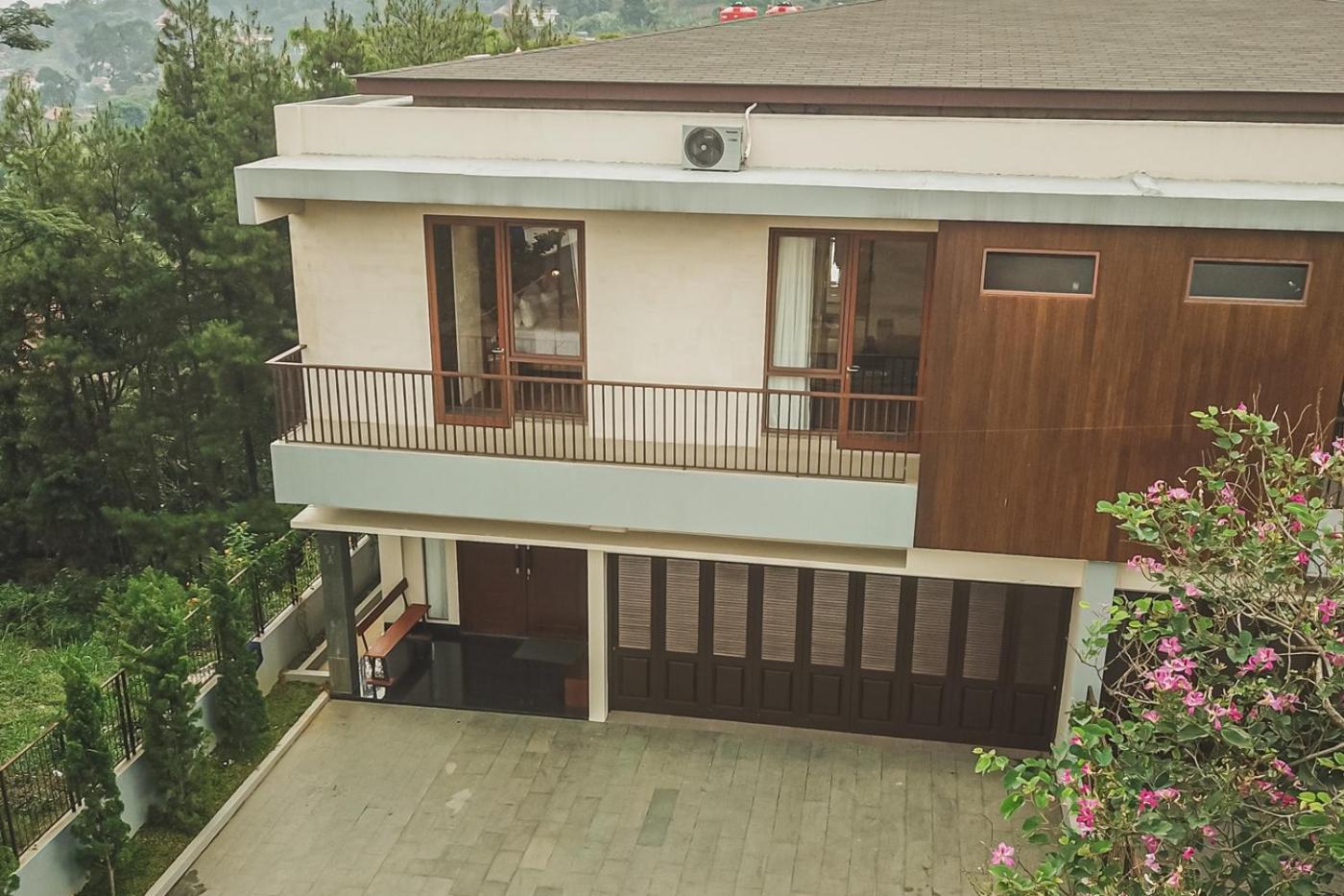 Anindya Hill View Villa 7 Bedrooms With A Private Swimming Pool Bandung Luaran gambar